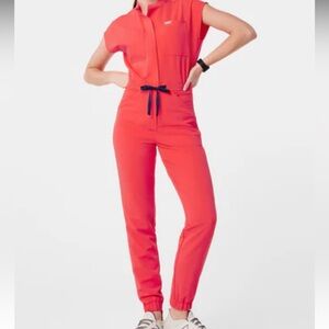 FIGS Fiery Coral Women’s Rafaela Cargo ScrubJumpsuit Medium EUC